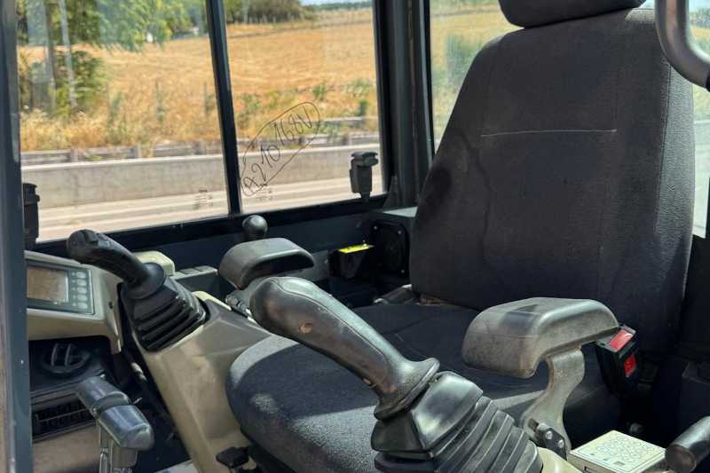 OmecoHub - Immagine KOBELCO SK25SR-6